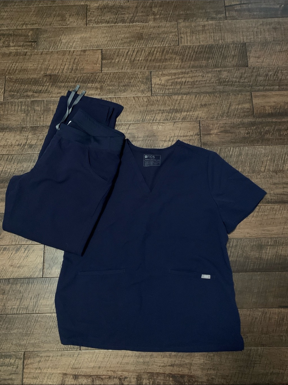 Figs Navy V-Neck Medical Scrub SET